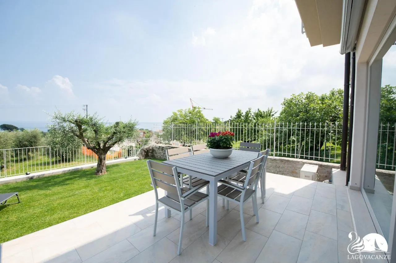 Villa Simoni Manerba del Garda 0*,  Italien