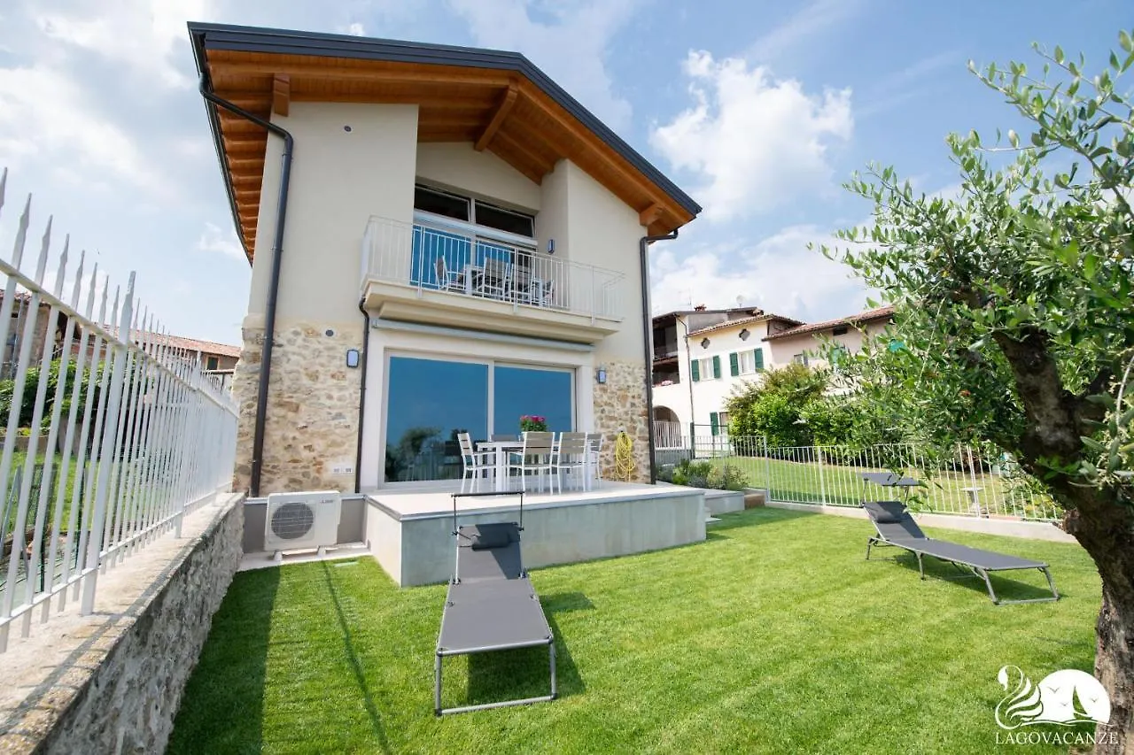 Villa Simoni Manerba del Garda Apartment